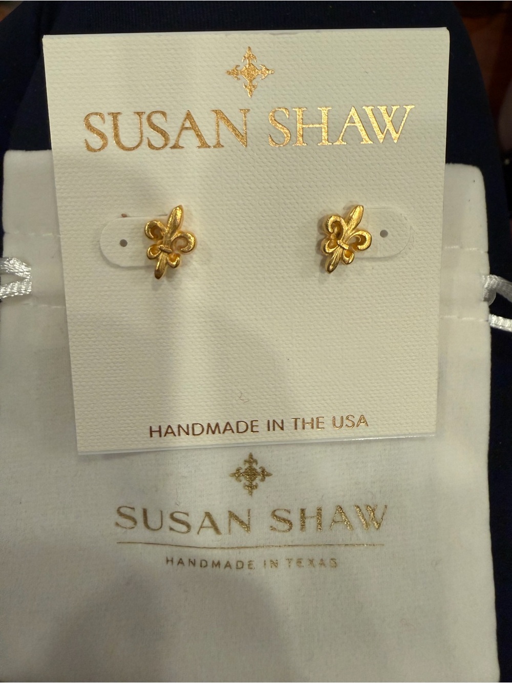 Susan Shaw Gold Fleur de Lis Stud Earrings New Orleans Handmade in Texas NEW